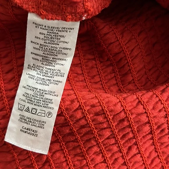 🆕LOFT Red Smoked Eyelit Puff Sleeve Top - Size L - Picture 5 of 5